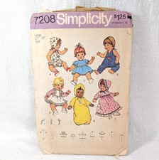 Vintage Simplicity 7208 Large (17 - 18 inch) Baby Doll UNCUT Sewing Pattern 1975 picture