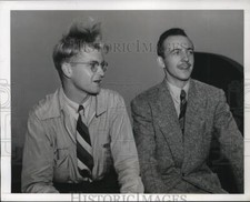 1941 Press Photo Donald King, william Davilson Escaped german Prison Camp Loure picture