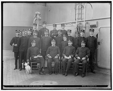 Photo:U.S.S. Iowa, Capt. Terry and officers picture