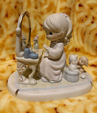 Precious Moments Girl at Vanity Mirror 1996 God’s Love Reflected in You 175277 picture