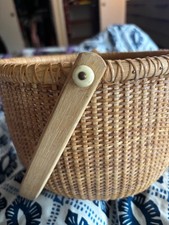 VTG NANTUCKET  BASKET W HANDLE  10