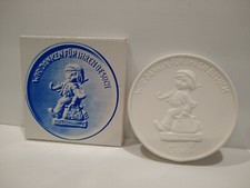 Goebel Hummel Collectors' Club Member Porcelain 4