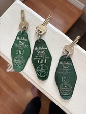 Lot of 3 Vintage Holiday Inn Hotel Keys+Fobs picture