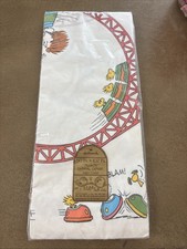 NOS-Vintage Hallmark Peanuts Carnival Capers Table Cover- Factory Sealed picture
