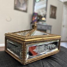 TWO'S COMPANY VTG BEVELED ETCHED MIRROR JEWELRY BOX GLASS GOLD TRINKET CASKET picture