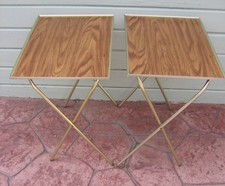 VINTAGE MID CENTURY FOLDING TV TRAYS FAUX WOOD SET OF 2 w/GOLD TONE METAL STAND picture
