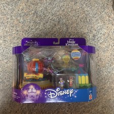 Disney Magic Kingdom Magical Miniatures Dumbo the Flying Elephant Playset 26331 picture