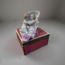Vintage Meissen? Fine Porcelain Kissing Angel Cherubs Figurine On Victorian Shoe picture