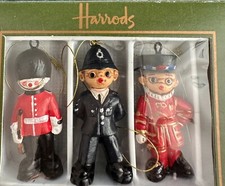 Vtg  HARRODS London Handpainted Gulliver’s People 3 Terracotta Ornaments in Box picture