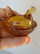 Vintage Amber Honey Gold Glass Mini Hen On Nest Covered Salt Cellar Dish 2.5” EC picture