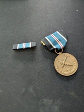US Berlin Airlift Medal Full Size & Ribbon Bar Set Original Box 1948-1949 picture