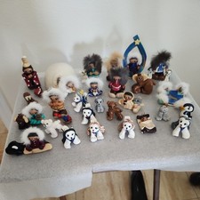 Alaska Nativity Set Becky Martin Windsong Large Collection Alaska Animals Rare picture