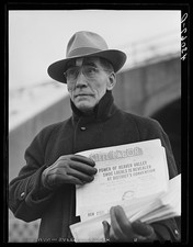 Aliquippa Pennsylvania 1941 Union Member Distributing Steel Labor J L Steel picture