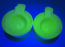 RARE Set 4  Vintage Jeannette Jadite Uranium Glow Measuring Cups Excellent picture