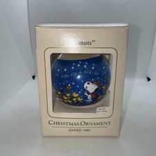 RARE XMAS 1981 Hallmark Ambassador Snoopy Charlie Brown Peanuts Satin Ornament  picture