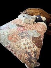Vintage Pottery Barn Clam Shell Reversible Quilt 94” X 94” Country Floral picture