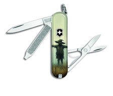Victorinox Swiss Army HALLOWEEN SCARECROW CLASSIC SD Knife Multi Tool RH211 picture