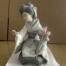 LLADRO Geisha 1450 Kiyoko, Oriental Girl Glossy Retired Geisha 7 Inch Vtg picture
