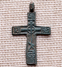 RARE ANTIQUE c. LATE 1500s - EARLY 1600s RUSSIAN ORTHODOX CRUCIFIX PENDANT 907 picture