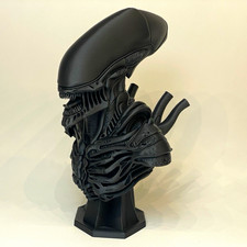 Aliens Alien Xenomorph Head Bust Figure/Statue Display Base Sci-Fi Horror Black picture