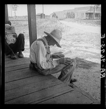 Photo:Oklahoma 1936 American Farmer Presidential Campaign Reading Porch picture