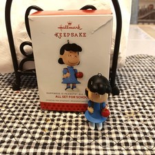 HALLMARK ALL SET FOR SCHOOL #2 ALL YEAR LONG PEANUTS SERIES 2013 ORNAMENTS LUCY picture