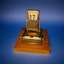 Vintage Japan Perpetual Flip Desk Calendar Month Day Date VTG 3.5” picture
