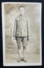 MAN IN WORLD WAR I UNIFORM ANTIQUE 1918 REAL PHOTO POSTCARD P134 picture