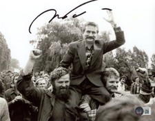 LECH WALESA SIGNED 8x10 PHOTO POLISH ACTIVIST NOBEL PEACE PRIZE RARE BECKETT BAS picture
