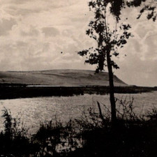 * VTG Photo Rib Mountain Wausau WI c1930 WI River Foreground Travel Souvenir picture