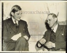 1941 Press Photo John G. Winant and Harry Hopkins chat at an event - lra48339 picture