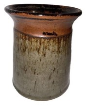 VTG nice Handcrafted Traditional American Pottery Signed SY Utensil Holder Vase picture
