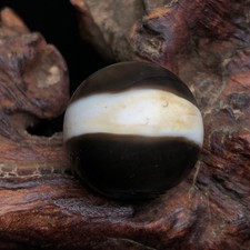 Rare Tibetan Buddhism Agate 1 Line Totem Dzi Bead Amulet Necklace Pendant G693 picture
