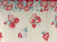 VTG Heavy Cotton Table Runner W/Retro Strawberry&Floral Print, Red Edge 48