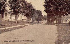 Brooks Maine Wall Street Looking East Vintage Postcard AA118418 picture