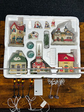 1994 Lillian Vernon 20-Piece Christmas Village & Figurines Collectors Item picture