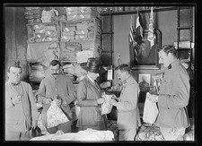 Photo:Dinan France Miss Kitchener American Red Cross French Soldiers 1918 picture
