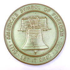 Green Frankoma 1776-1976 Symbol Of Freedom Round Trivet LB-TR picture