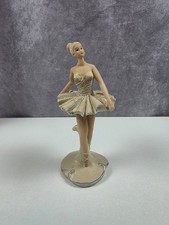 Ballerina Figurine 7