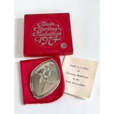 Towle 1974 Sterling Silver Christmas Medallion Pendant 4th Series Star Birds Box picture