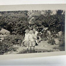 Vtg 1930s Mother Children Garden Snapshot Photo B&W Pueblo Colo Original picture