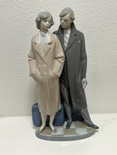 Lladro 5583 “Sad Parting” Porcelain Figurine – No Box picture