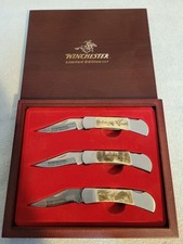 WINCHESTER 2007 WILDLIFE LIMITED EDITION KNIFE SET OF 3 IN WOODEN CASE