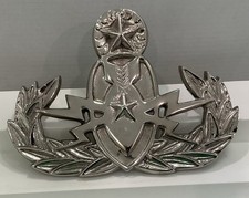 Large EOD Badge w/ Mounting Posts 10