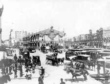 Commotion in the busy Herald Square New York 1910 OLD PHOTO picture