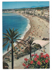 VINTAGE 1950-1960 LA COTE D'AZUR FRENCH RIVIERA BUSY BEACH POSTCARD picture