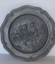 VINTAGE PEWTER PLATE WALL HANGING DISPLAY VILLAGE/GRAPE HARVESTING SCENE 9” picture
