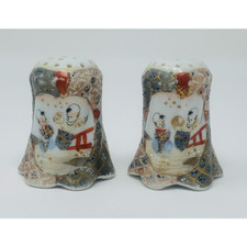 Vintage Royal Satsuma Salt & Pepper Shakers Gold Accents Japanese Pattern Style picture