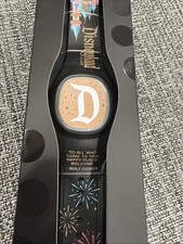 New In Box, Never Opened Never Used or Paired:  RARE Walt’s Quote Magic Band picture