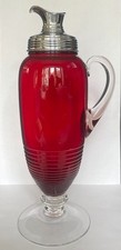 Cambridge Tally Ho Carmen (Ruby red) Cocktail Shaker 1402/51 Art Deco c 1932 picture
